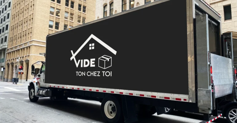 Container-Truck-Mockup